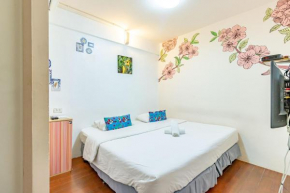 Отель Sleep Dee Hostel  Бангкок